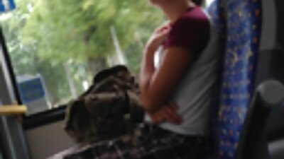 三个喜欢舔阴部的女人找到彼此，这样她们就可以操了